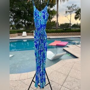 Lilly Pulitzer Dusk jumpsuit in blue bamboom size M elastic waist
